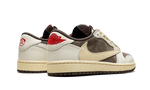 NIKE x TRAVIS SCOTT