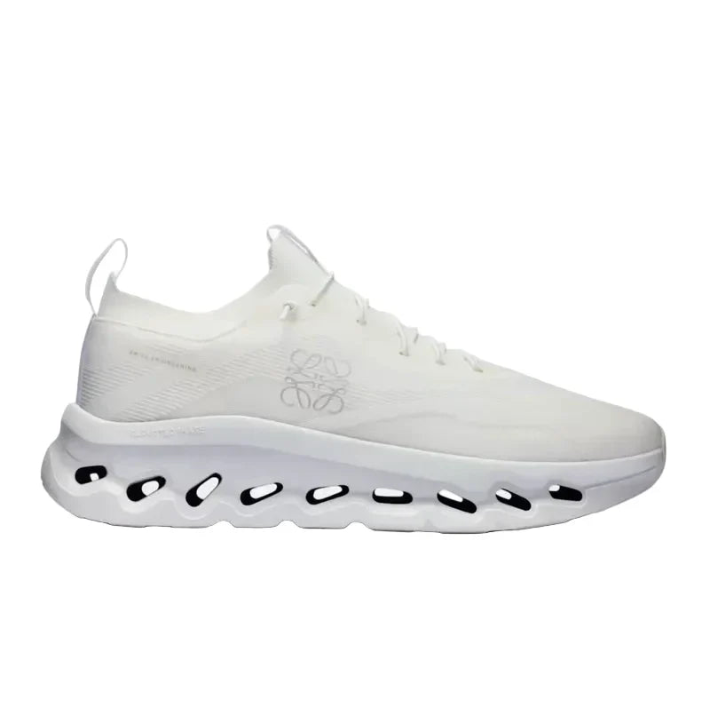 ON x LOEWE blanche